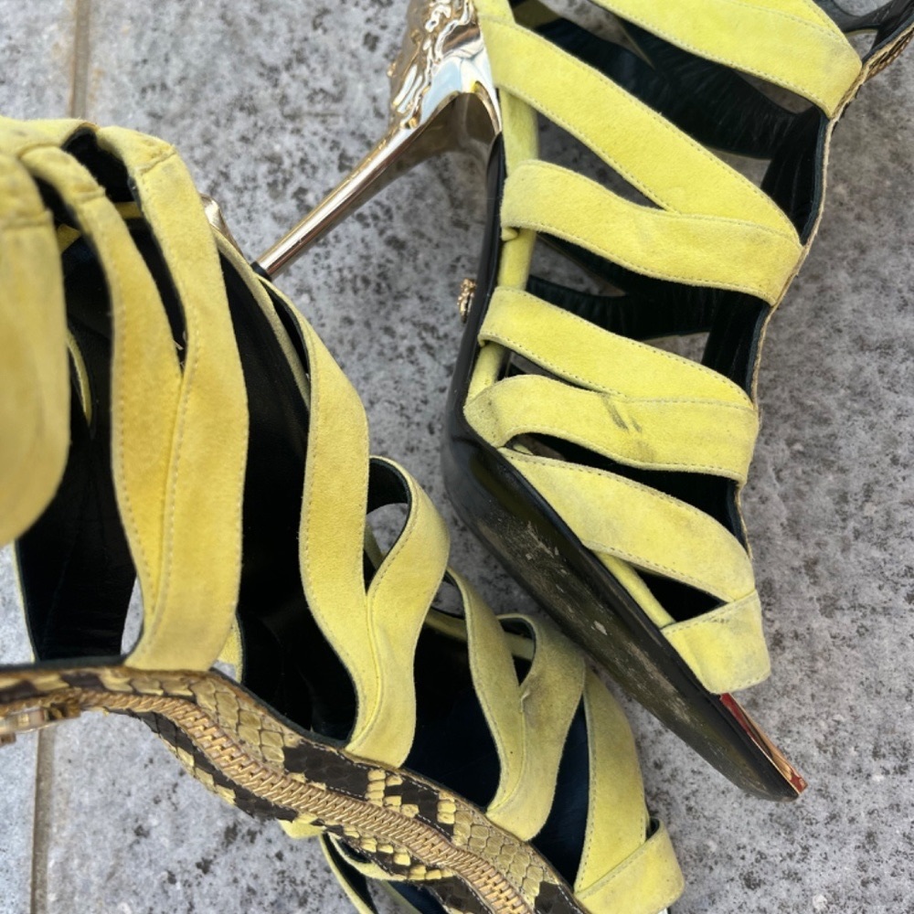 Versace gladiators perfect Christmas present ! Shipping included